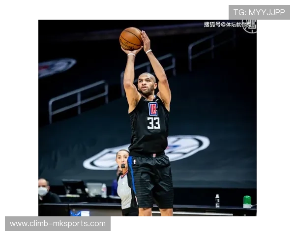 麦肯尼精准助攻引领球队反击，关键传球点燃比赛激情