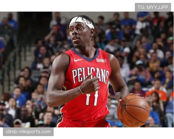 霍姆格伦高位挡拆拉开空间制造约基奇换防错位