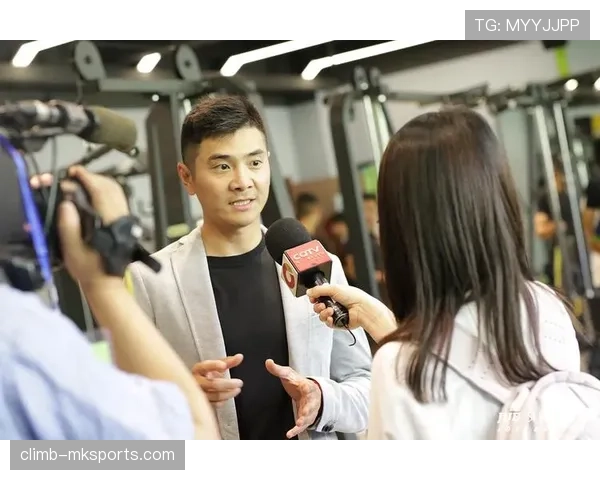 邢傲伟训练场上铁人，私下却敢花起钱来比明星还阔绰？